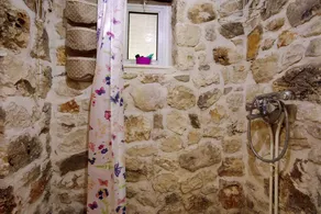 Lithahiro stone house - Image 4