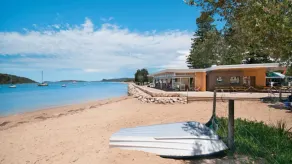 HINTERLAND LUXURY - ETTALONG BEACH RESORT - Image 4