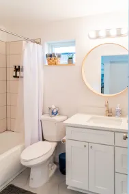 3 Bedroom cottage with free parking - Image 4