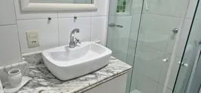 Comfortable, modern, and charming apartment in Glória, near Lapa and the Glória street market. - Image 3