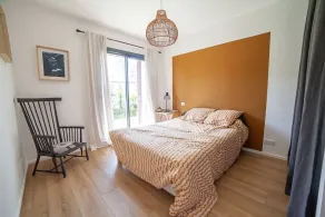 Magnifique Maison Neuve Avec Piscine et Parking Privé - Image 2