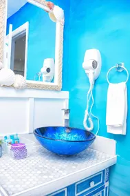 Miami Boho Beach Place - Image 2