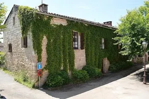 15. århundrede Tidligere rygte med privat pool i en charmerende landsby - Image 5