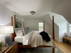 Village Vacation Home, Newly Renovated! - Image 4
