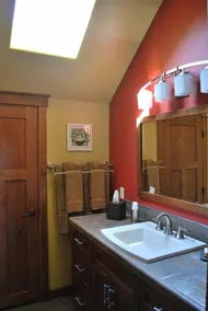 \"THE LOFT\" romance, luxury, stunning water and mountain views! - Image 2