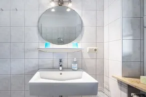 Apartamento 'Haus Wacholder Wohnung 1' com jardim partilhado, varanda e acesso Wi-Fi - Image 3