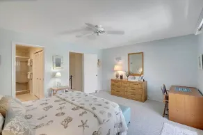 Ocean Block! Heated Pool! Resort Style Living, Updated, Best Location - Image 5