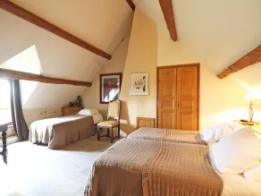Charming hunting lodge with pets, fireplace, and garden in Perche - Image 2