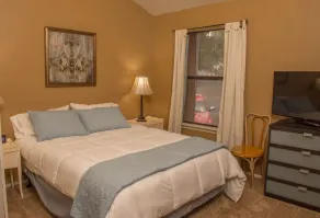 Knotty Pines Condo - Unit 608 - Image 4