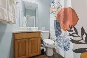 Beautifully decorated residential home just 3 miles to Ft. Rucker Army Base - Image 4