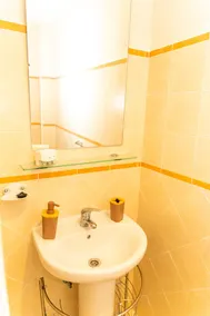 Duplex in Los Caños de Meca – beach & garage - Image 3