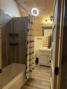 Windrock Ridge Luxury Ethan Cabin: Ride-In Access, Sleeps 16. - Image 5