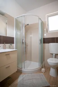 Holiday home on olive grove with pool - only 5 km from Rovinj - Image 3
