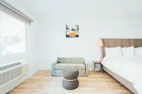 SKS - Superior Room, 1 King Bed with Sofa bed, Non Smoking - Image 3