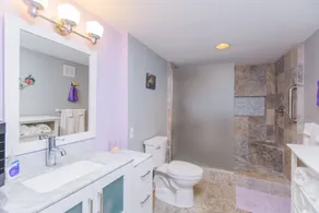 Beautiful condo ON THE BEACH. Enjoy amazing views and the cool ocean breeze. - Image 2