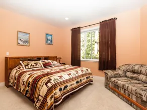 Family Retreat with Mountain Views ★ Entertainment Room ★ Hot tub - Image 3