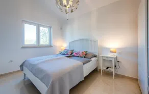 Cozy Home In Cambarelici - Image 5