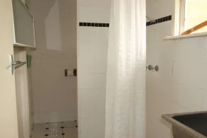 Brandis Beach House - Image 3