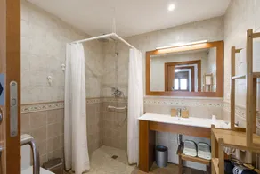 Rural House 'El Tibidabo' with Mountain Views, Wi-Fi and Air Conditioning - Image 3