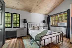 Seductive cottage with spa - Image 4