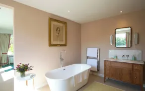 Leuchie Walled Garden Luxury mid-Century holiday home that sleeps 12, - Image 3
