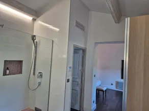 Renoverat hus med pool - Image 2