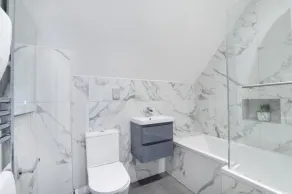 1 Bedroom City Centre Holiday home - Image 2