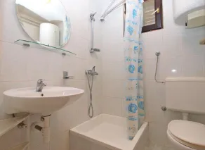 Apartment 727/1698 (Istria - Stinjan), 500m from the beach - Image 3
