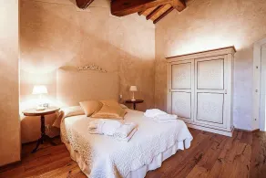 Villa Stellaria: An elegant and welcoming three-story villa located on top of a small hill, with Free WI-FI. - Image 4
