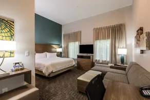 Accessible Studio Suite w/ Free Breakfast - Image 3