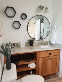 Modern Studio with Washer & Dryer - Image 4