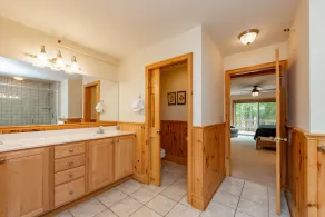 Cozy Dog Friendly, Private Dock & Fire Pit - Image 4