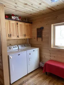 Family log home nestled in the woods just minutes from trails. - Image 2