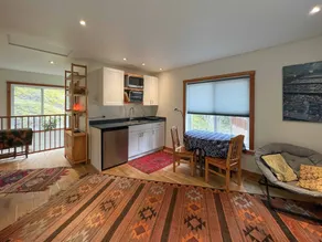 Modern studio. - Image 5