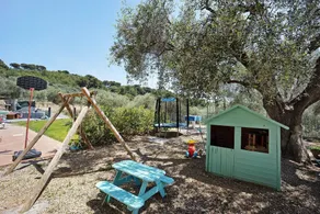 Casa de férias Casale Filiberto Golfo com vista para o mar, jardim e Wi-Fi - Image 2