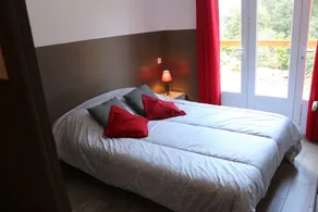 Air-conditioned vacation home with a pool: Gite Etape Cathare - Image 5