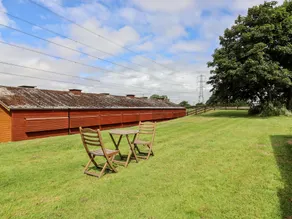 THE STABLES, romantic, country holiday cottage in Walmer Bridge - Image 1