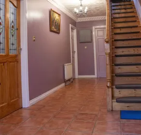 3 bedroom house on a farm , situated on the Beara Way walking trail. - Image 2