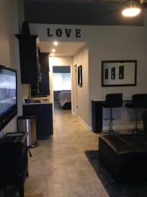 Private nudist resort! New AC & sectional. rent 3 get 1 free. Spring specials - Image 5