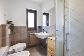 Casa vacanze 'Le Cré Appartamento 2' con vista sulle montagne, giardino in comune e Wi-Fi - Image 4