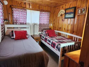 Rustic cabin - Image 5