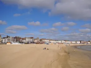OCEAN SWELL, family friendly, with a garden in Weymouth - Image 5
