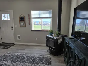 Beautiful property In Emmett! - Image 2