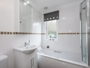 Beach Retreat - Image 3