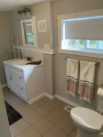 Best of Both Worlds! 5th Avenue Beach and Downtown Within Walking Distance!! - Image 5