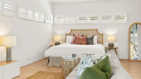 Studio By The Bay - Image 4
