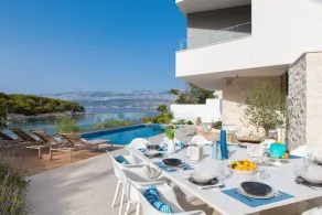 Villa totalmente attrezzata con sauna, griglia e terrazza | Vista sulla piscina | Accetta animali domestici - Image 5