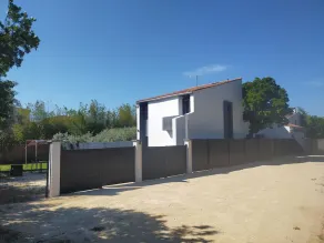 T2 R+1 for 2–4 people, with a private garden and parking space! - Image 5