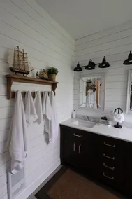 The Cove House- completely renovated 1910 beach house - Image 5