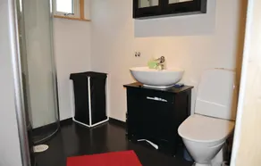 Superbe maison de 2 chambres à Hedekas - Image 2